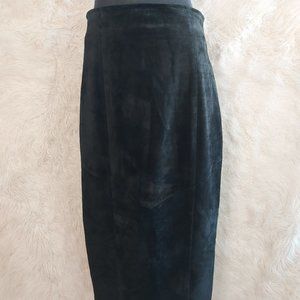 Vintage Danier Women's Black Genuine Suede Leather Open Back Long Skirt Size: 14